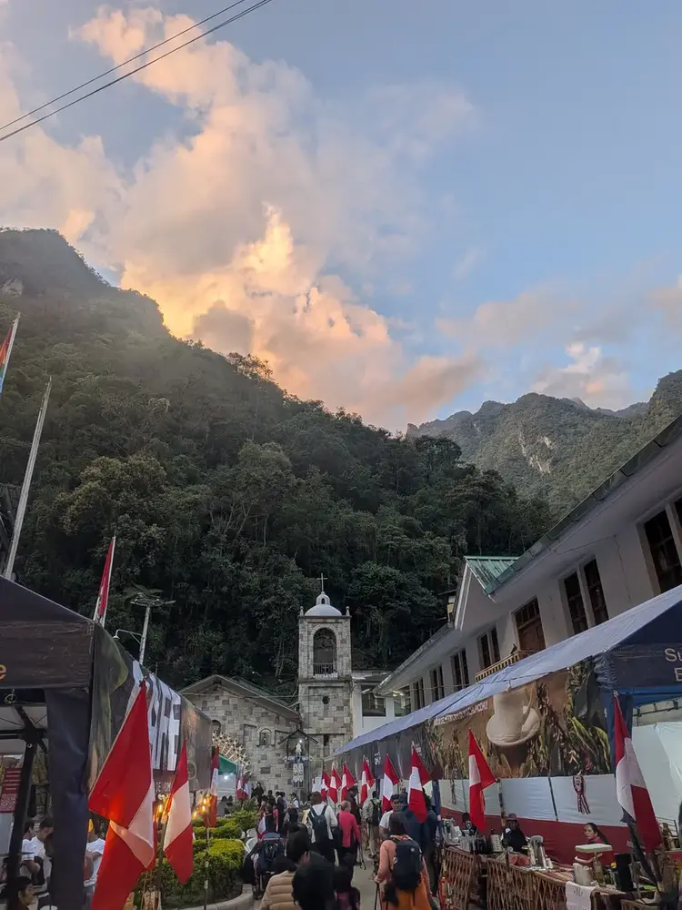 Mountain scenery in Aguas Calientes, photographed on the traveller’s Peru Trip
