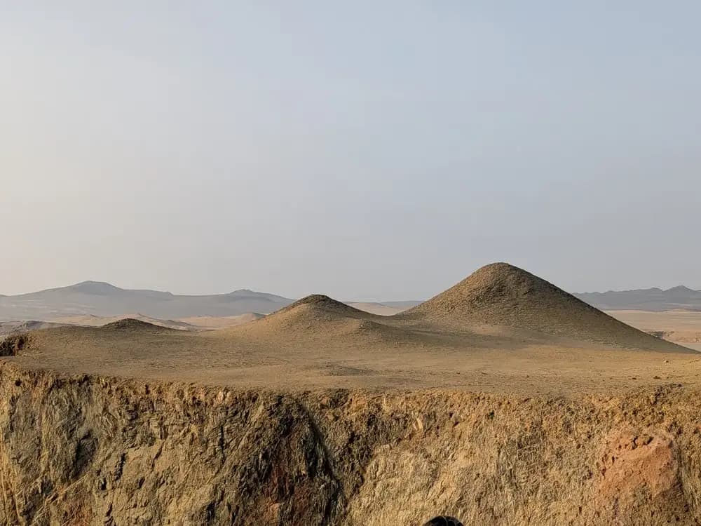 Arid coastal landscape near Paracas, photographed on the traveller’s Peru Trip